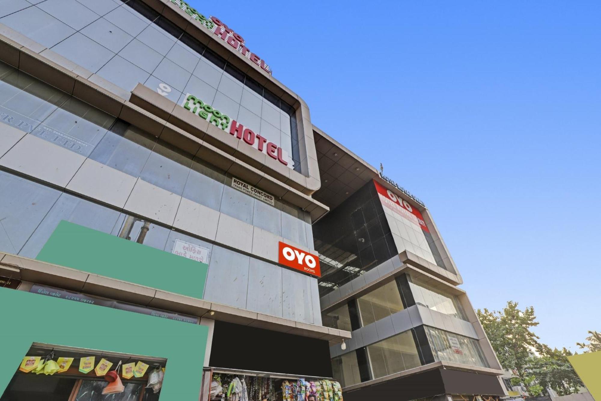 Hotel O Royal Orbit Súrat Exteriér fotografie